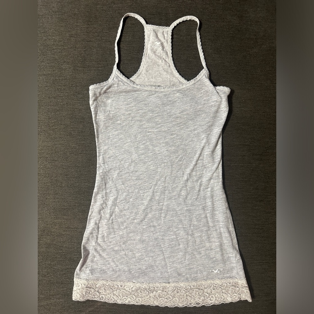 Hollister tank top with built in shelf bra